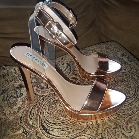 Platform Sandals - Picture 4 of 5